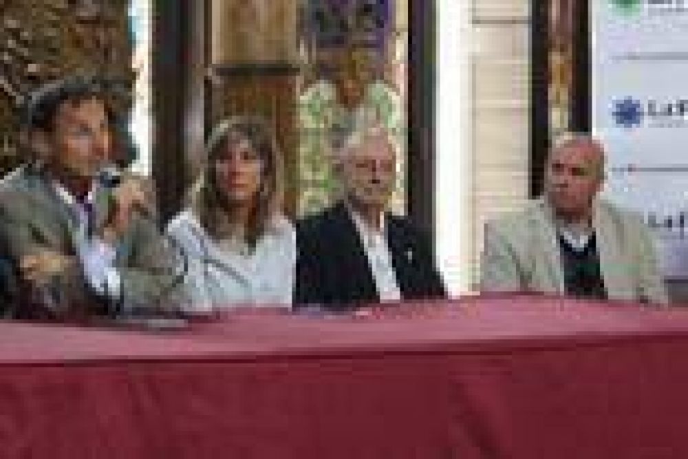 150 empresas platenses negocian para exportar sus productos a Am�rica, Asia y Europa