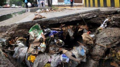 M�s del 20% de las acequias urbanas est�n tapadas con residuos