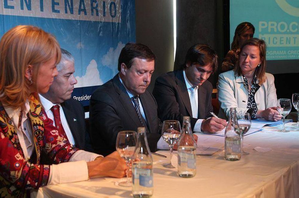 Procrear facilita lotes y trae al banco Hipotecario a Bariloche