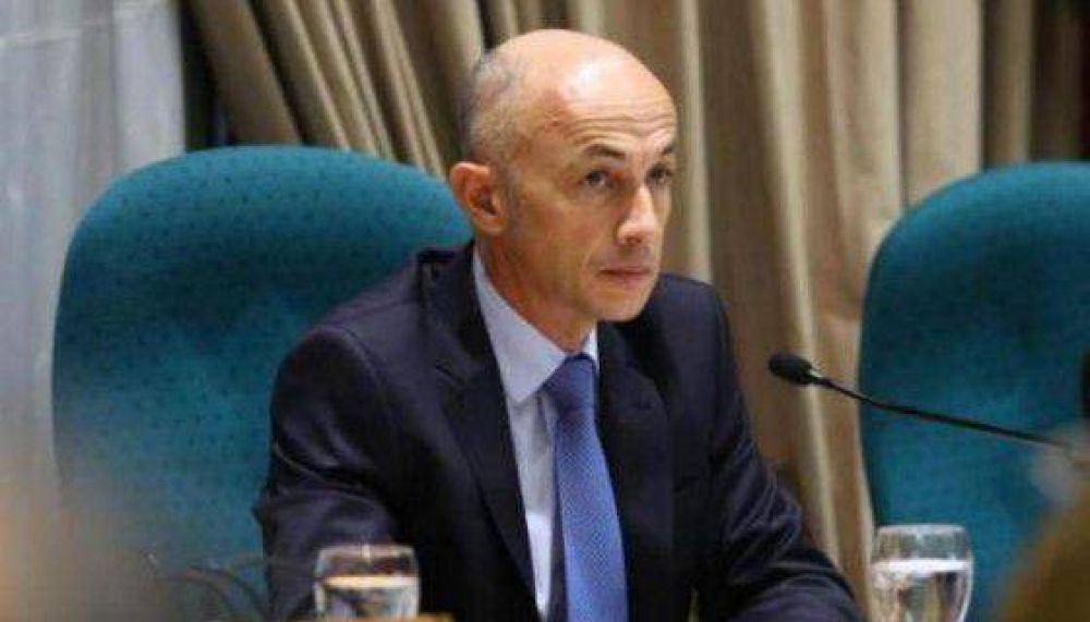 Cotillo: �Se abre una etapa favorable para la inversi�n en la producci�n petrolera�