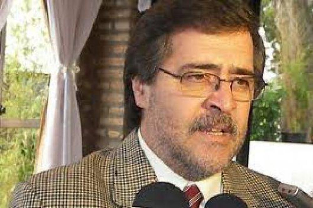 �706 millones no transfiri� la Nacion a la Provincia, eso si es una estafa� , dijo Vaz Torres