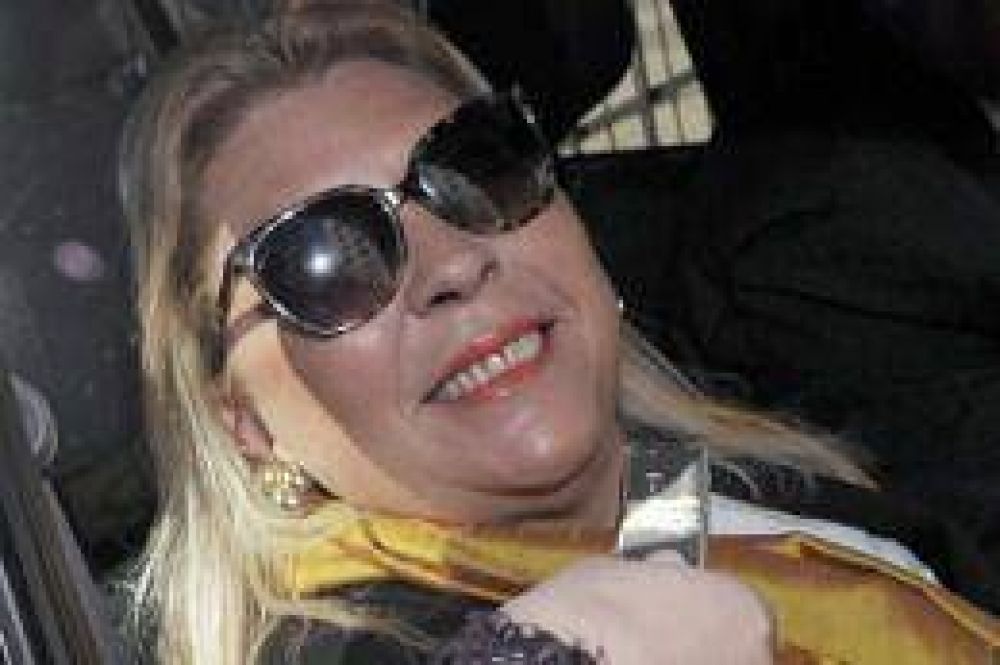 Carri� asegur� que en 2011 se liber� de "tener que conducir a estos imb�ciles opositores"