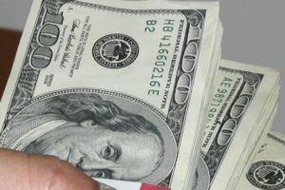 El d�lar oficial avanz� a $ 6,115 y blue baj� a $ 9,72
