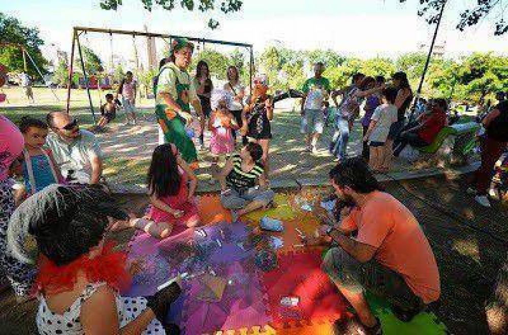 J�venes y ni�os disfrutaron de actividades y espect�culos
