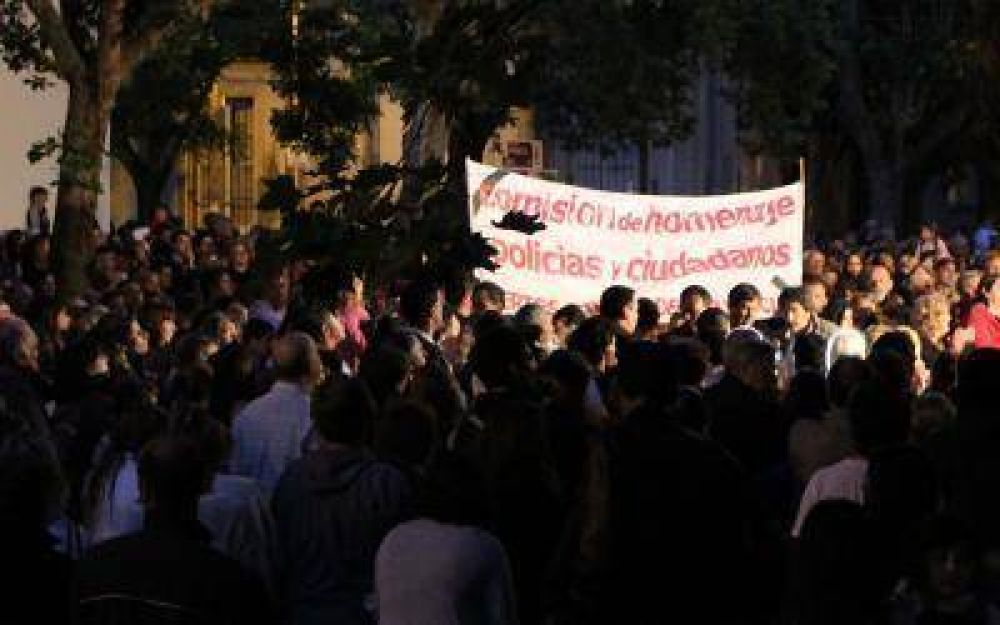 Asesinato del polic�a en San Pedro: Multitudinaria marcha exigiendo justicia y seguridad