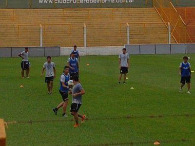 Crucero y Atl�tico Tucum�n jugar�n el domingo