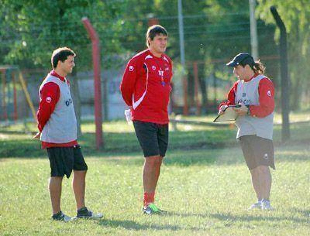 Fernando �Tet� Quiroz asumi� ayer la conducci�n t�cnica de Douglas Haig