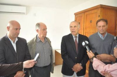 Nueva dependencia municipal: inauguran quir�fano veterinario y har�n 50 castraciones semanales