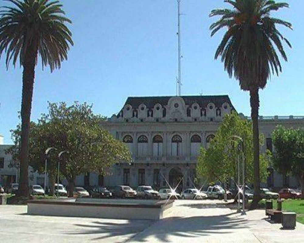 Cinco concejales pehuajenses piden suspensi�n de funcionarios por el �Caso Dolomita�