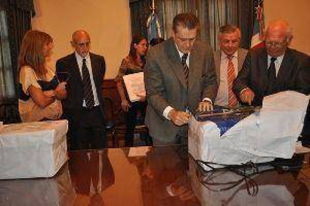 Cloaca M�xima: en Casa de Gobierno abrieron los sobres de la licitaci�n de la primera obra
