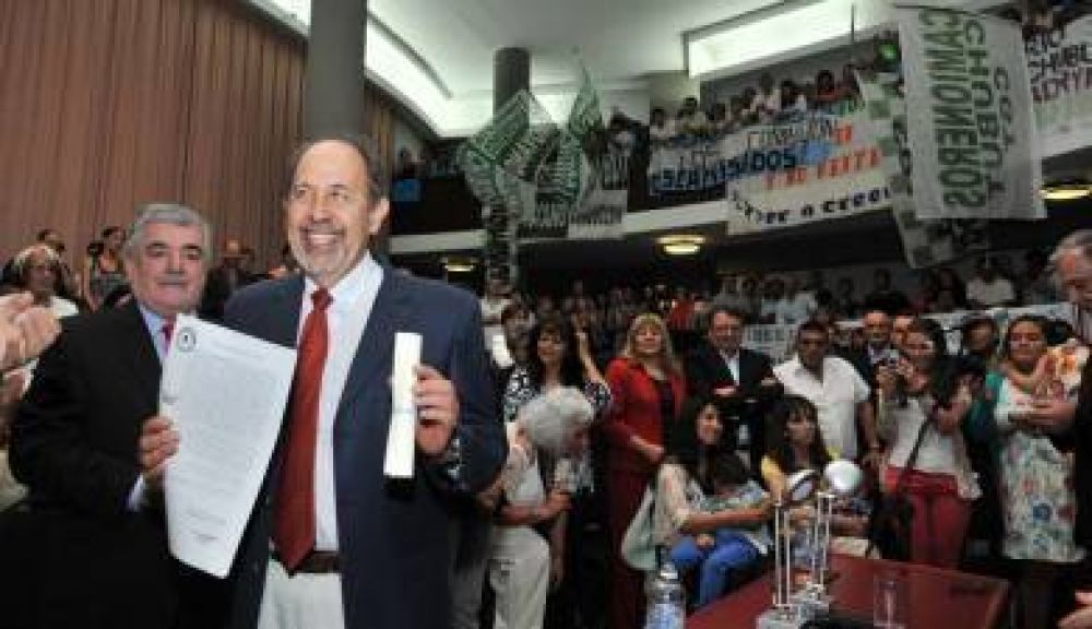 Das Neves: �El gobierno provincial no tiene predisposici�n para dejarse ayudar�