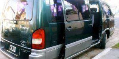 �Minibuses� en dificultades por los constantes aumentos en insumos y naftas