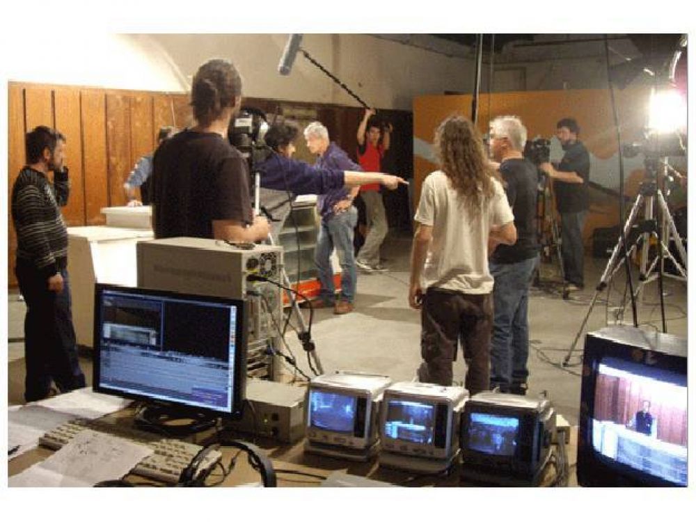 La UNER present un proyecto para tener su propio canal de televisin