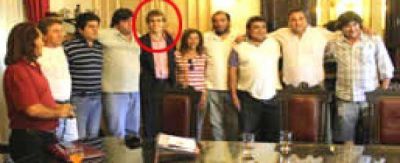 Bercovich se fue y los ambulantes se quedaron con toda la "tutuca" y las Peatonales liberadas para las Fiestas