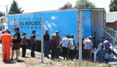 Vendieron en Bariloche m�s de 6 mil kilos de pescado a precio diferencial