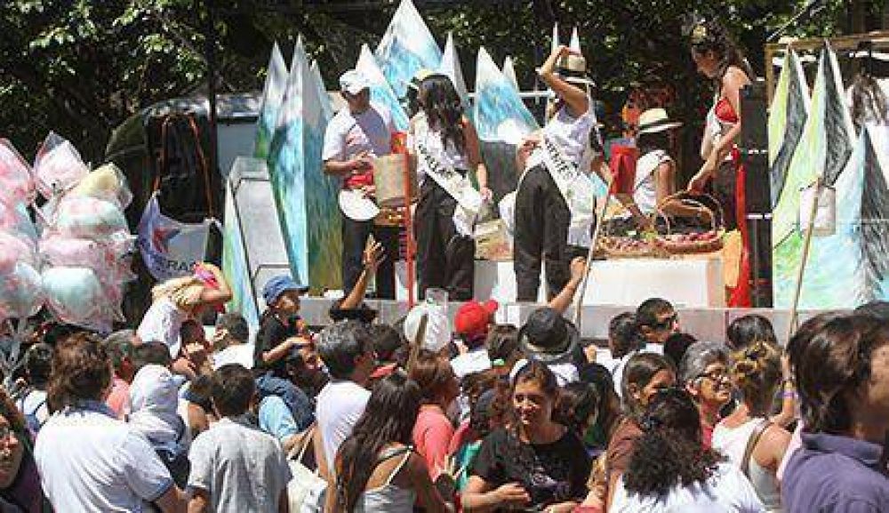 Cultura abre la convocatoria para participar del Carrusel 2014