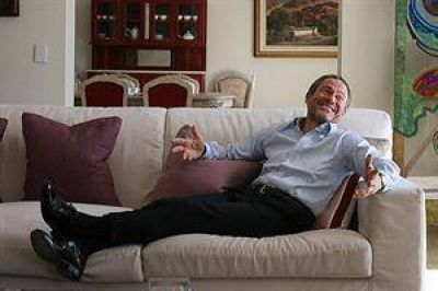 Daniel Scioli suma a un denarva�sta como asesor general de gobierno