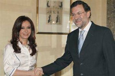 Cristina Kirchner le agradeci� por tel�fono a Mariano Rajoy por su "participaci�n activa" en la negociaci�n con Repsol