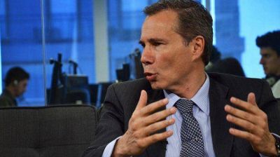 Causa AMIA: fuerte reclamo del fiscal Nisman por el retraso en el inicio del juicio oral