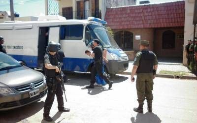 Asesinato del polic�a en San Pedro: Los tres detenidos se presentaron ante la Fiscala