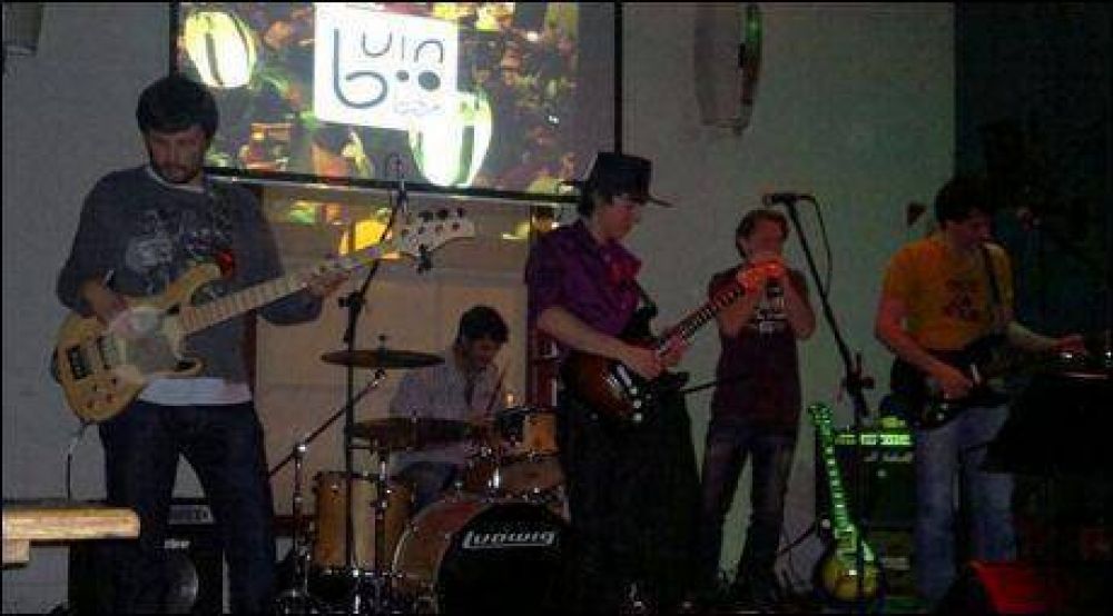 La Banda �7 Rutas Rock & Blues� se presenta este s�bado en el Teatro Espa�ol