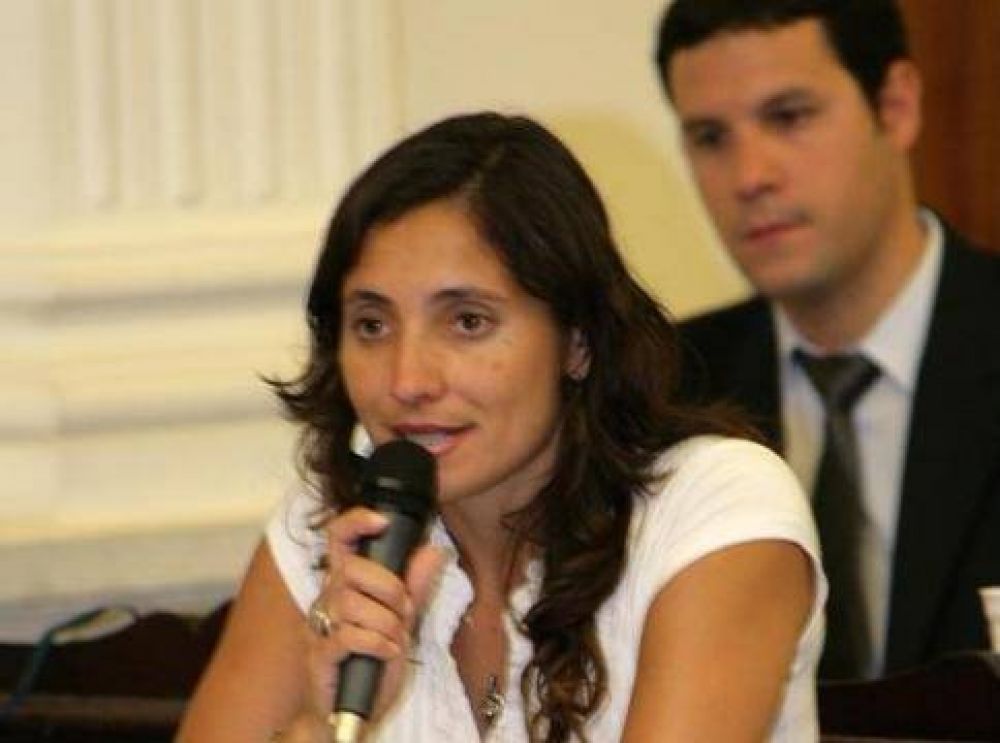�El presupuesto deb�a discutirse luego del 10 de diciembre�