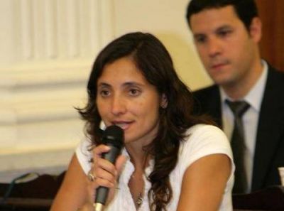 �El presupuesto deb�a discutirse luego del 10 de diciembre�
