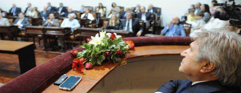 Hugo Tanno fue homenajeado en el Concejo Municipal
