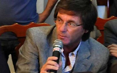 Ballay ensay� su nuevo rol al participar ayer de la reuni�n de Gabine