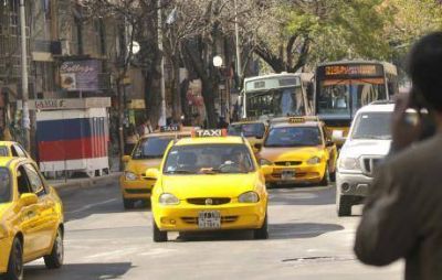 Viajar en taxi costar� arriba de los 25 pesos