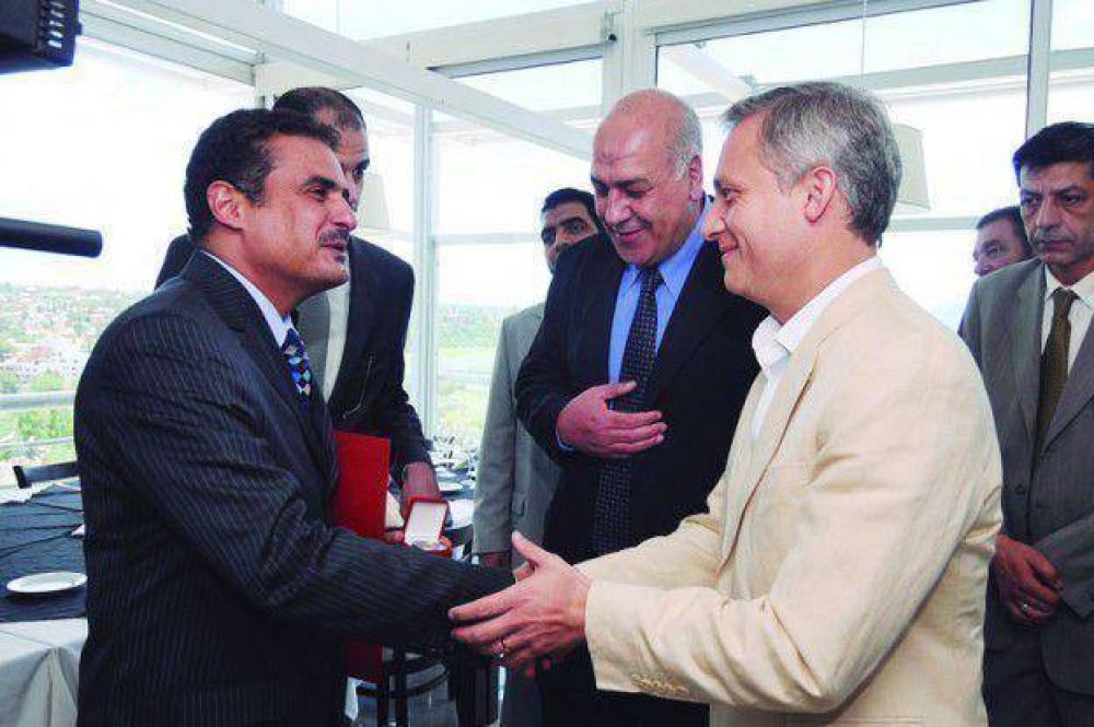 El embajador de Kuwait fue declarado hu�sped ilustre