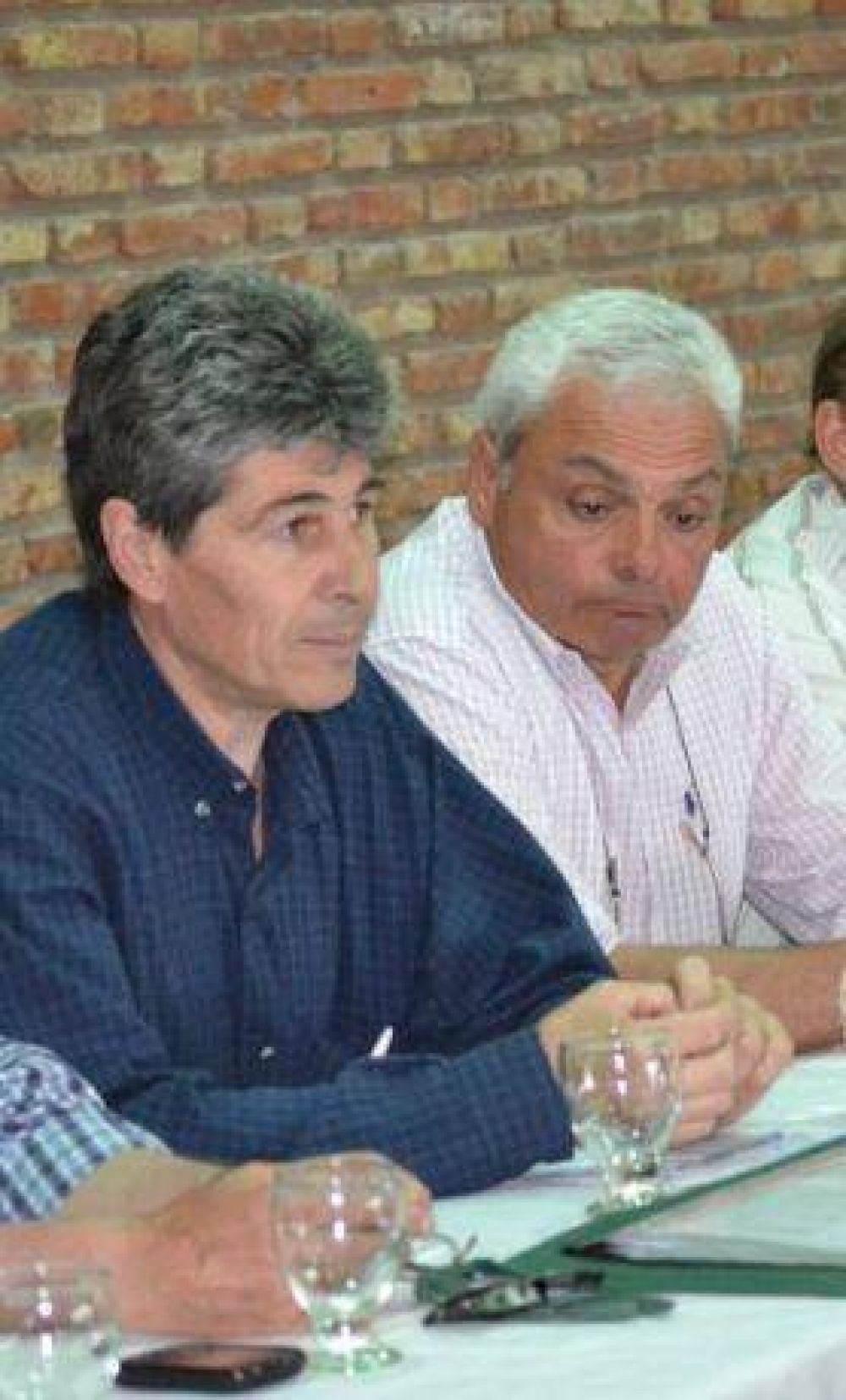 Hubo un acercamiento entre la comisi�n de la Patrulla Rural y el Intendente