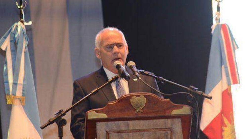Meyer y Zamora firmaron convenio para realizar la feria mundial termal