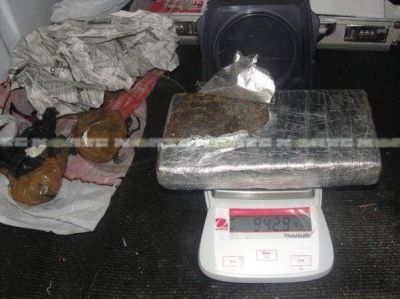 Atraparon a dos dealers con drogas luego de intensa persecuci�n que termin� en un motel
