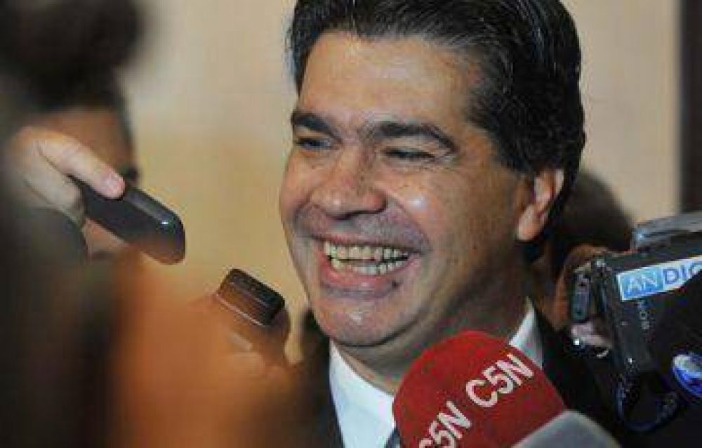 Capitanich pretende un cambio profundo en F�tbol para Todos