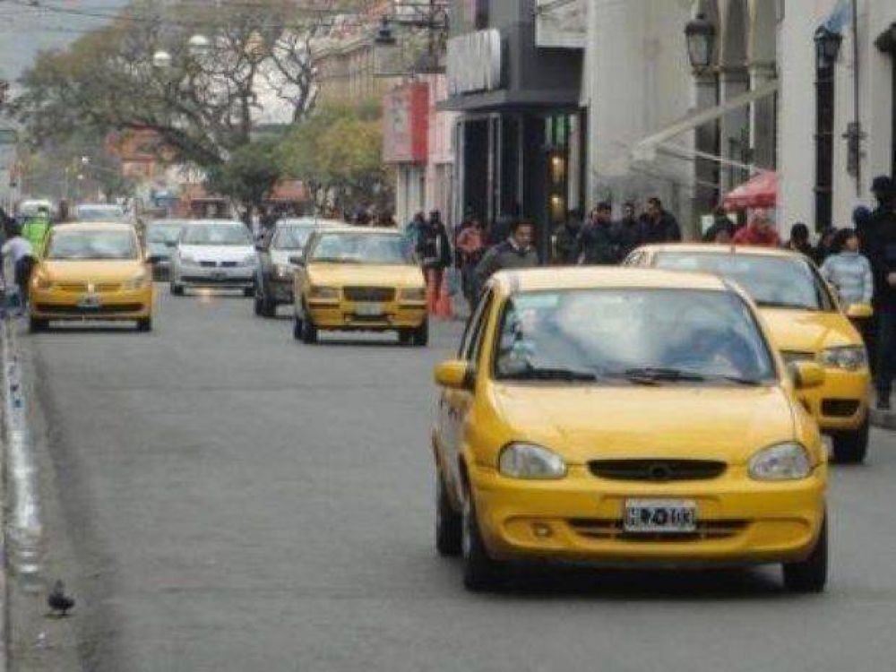 Aprobaron Presupuesto 2014 y aumento en las tarifas de taxis