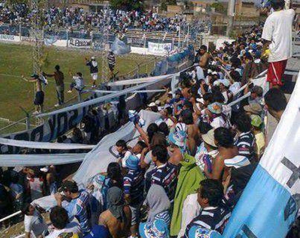 El �Lobo� quiere escaparle a la zona del descenso directo
