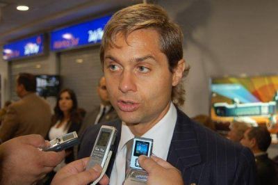 Sciurano dijo que no realizar� un esfuerzo extra por el grupo minoritario de la UCRA