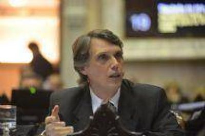 Pablo Kosiner :� Este proyecto que aprobamos es la base de un Estado de Derecho�