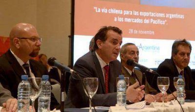 P�rez inst� a revertir dificultades y aumentar exportaciones hacia el Pac�fico