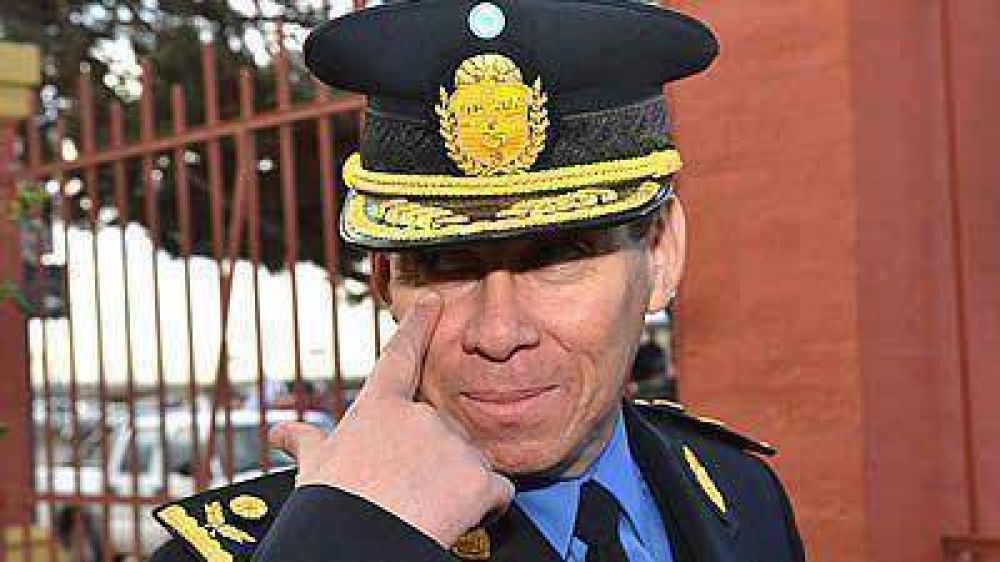 Buttazzi admite que hay efectivos policiales con patolog�as de adicciones