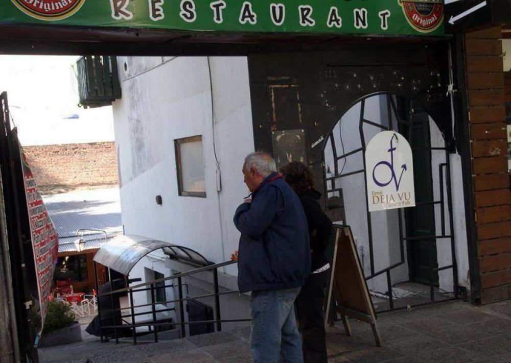  Crece el conflicto por la inspecci�n de comercios