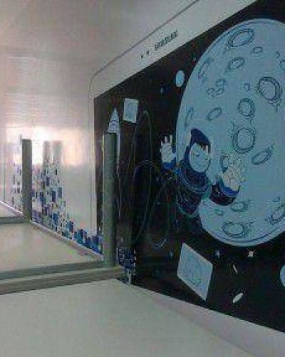 Suspenden el �sponsoreo� de Samsung a una escuela p�blica