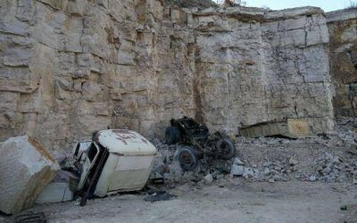 Muri� conductor tras caer con su cami�n en una cantera de Bat�n
