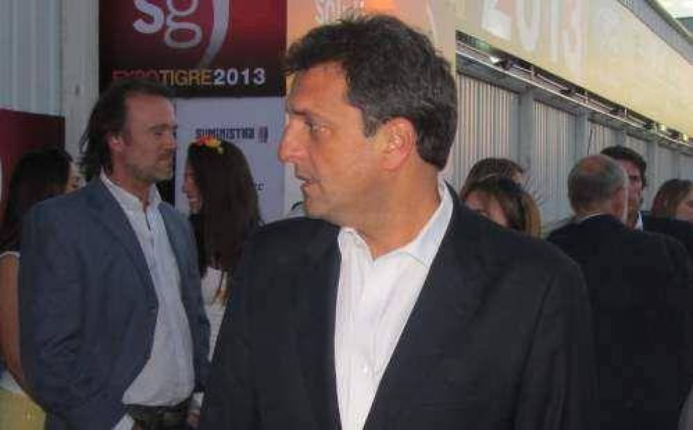 �Hay un compromiso para tratar antes de fin de a�o la ley de polic�a municipal� dijo Massa
