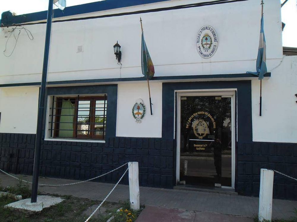 El Peligro: Grupo Comando asalto un parrilla al paso