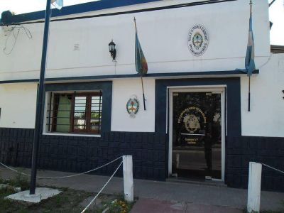 El Peligro: Grupo Comando asalto un parrilla al paso