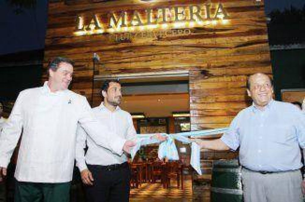 Se inaugur� un nuevo restaurante en Hudson