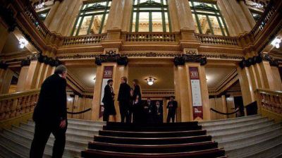 Muri� un trabajador en el Teatro Col�n
