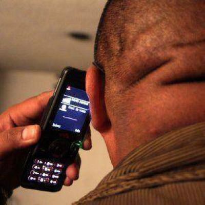 Pierde 20 mil d�lares en secuestro virtual